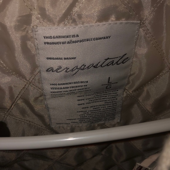 Vest - Picture 3 of 3